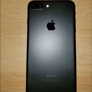iPhone 7 Plus jet black